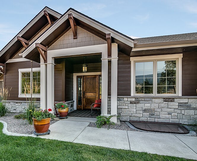 Schedule a free roof inspection for your Michigan home