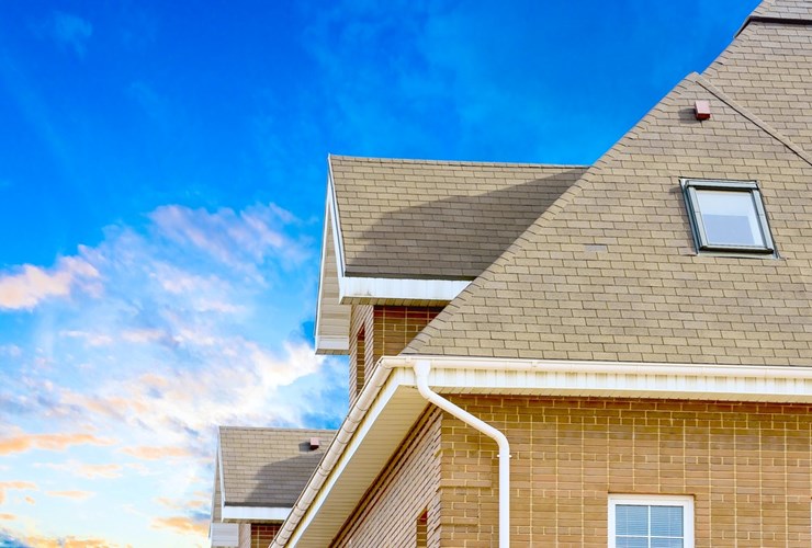 how much does a new roof increase home value