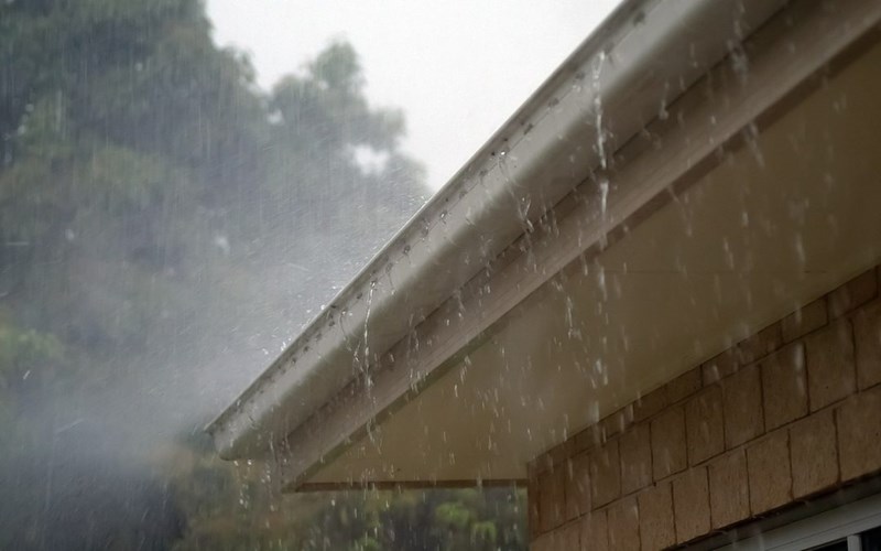 rain in roof gutter
