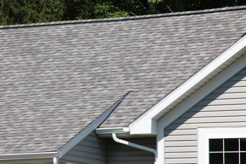 alternate-shot-of-grey-roof