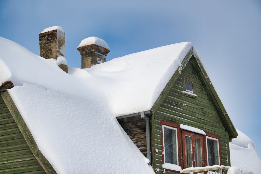 Winter Roof Maintenance Tips: How to Protect Your Home From Ice, Snow, and Damage