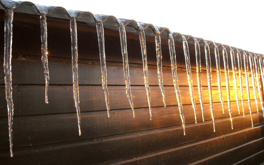 icicles-dripping-from-metal-roof